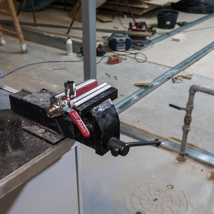 53321800 - Fibre Covered Magnetic Jaws 180mm