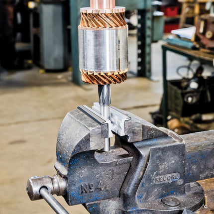 53331000 - Prism / Vee Pipe Magnetic Jaws 100mm